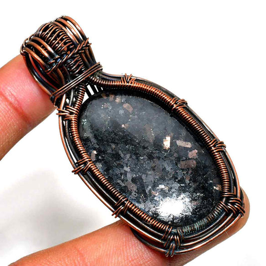 Midnight Essence – Obsidian Copper Pendant