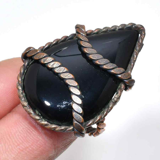 Shadow’s Embrace – Black Onyx & Copper Pendant