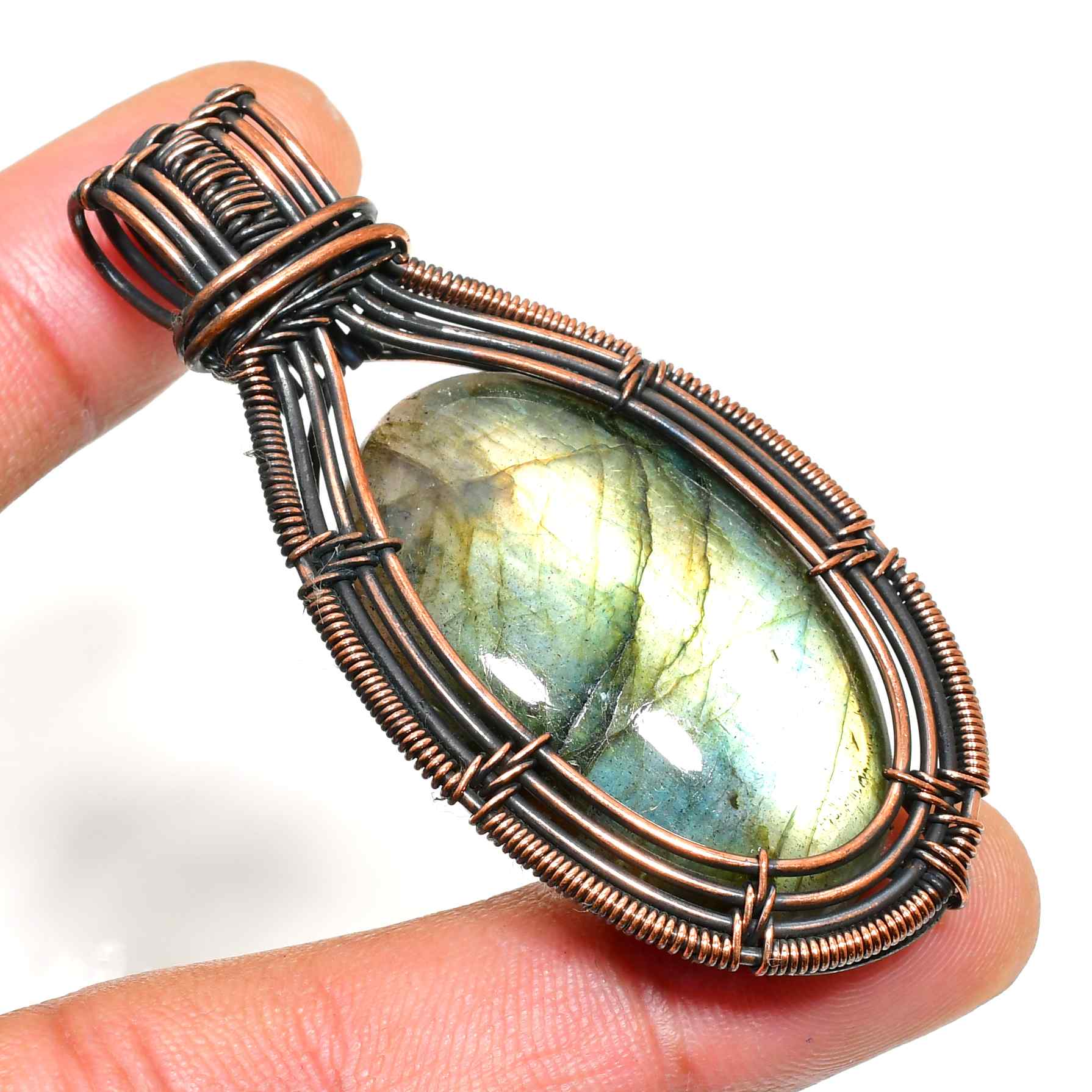 Aurora’s Dream – Labradorite Copper Pendant