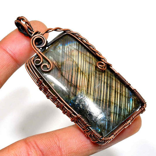 Celestial Shield – Labradorite & Oxidized Copper Pendant
