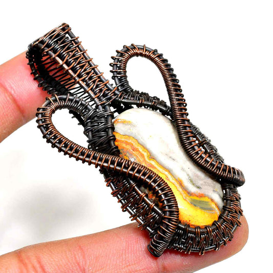 Gaia’s Embrace – Copper-Wrapped Agate Pendant