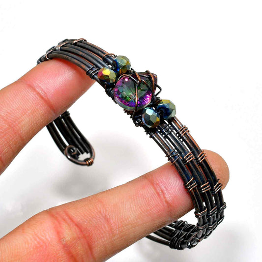 Aurora’s Embrace – Iridescent Copper Wire Bracelet