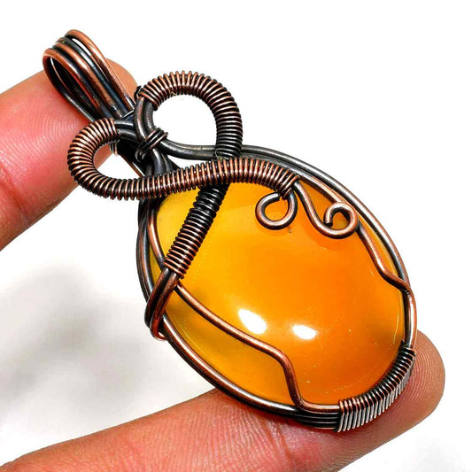 Sunset Glow – Handcrafted Amber & Copper Pendant