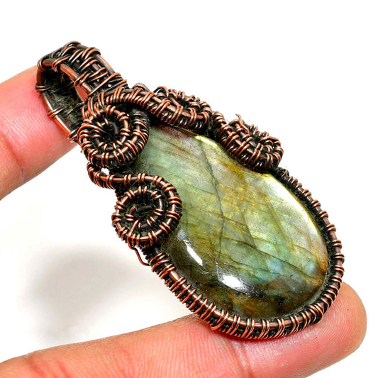 Luna’s Whisper – Oxidized Copper Labradorite Pendant