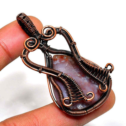 Ezra’s Veil – Mystic Amethyst Copper Pendant