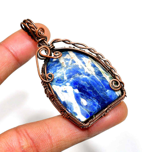 Serenity’s Embrace – Sodalite Copper Pendant