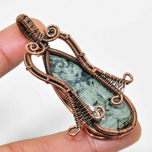 Sylvan’s Embrace – Green Gemstone Copper Pendant