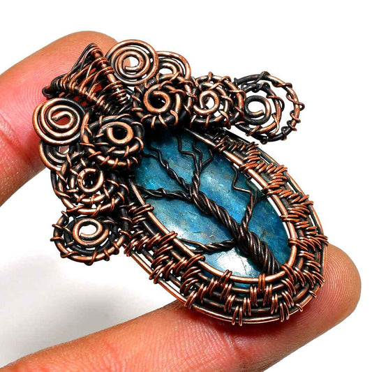 Azure Whisper – Blue Lace Agate Copper Pendant