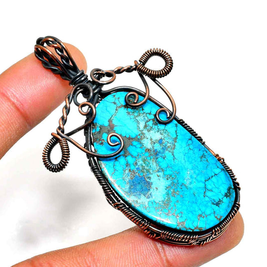 Azura’s Embrace – Turquoise Copper Pendant