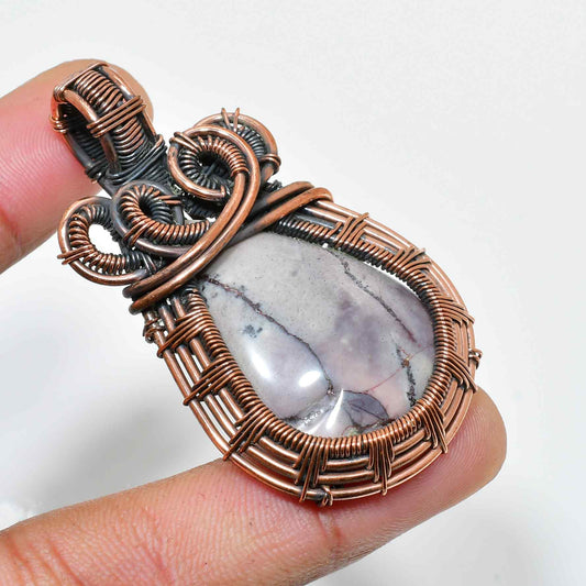 Ezra’s Veil – Hand-Wrapped Amethyst & Copper Pendant