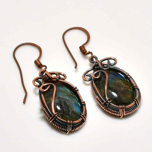 Aurora’s Gleam – Labradorite & Copper Earrings