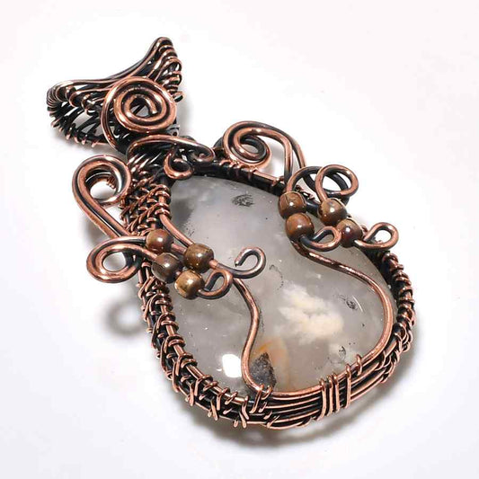 Luna’s Grace – Amethyst Copper Pendant