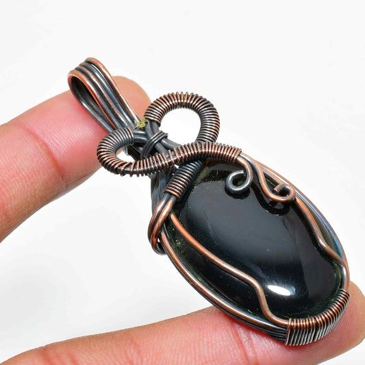 Ebon Aegis – Black Onyx Copper Pendant