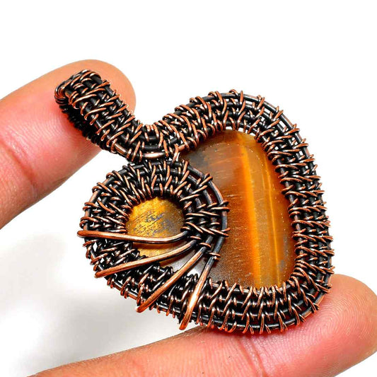 Midnight Sentinel – Tiger’s Eye Wire-Wrap Pendant