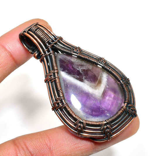 Ezra’s Veil – Handcrafted Amethyst & Copper Pendant