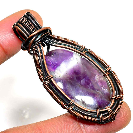 Ezra’s Veil – Mystic Amethyst Copper Pendant