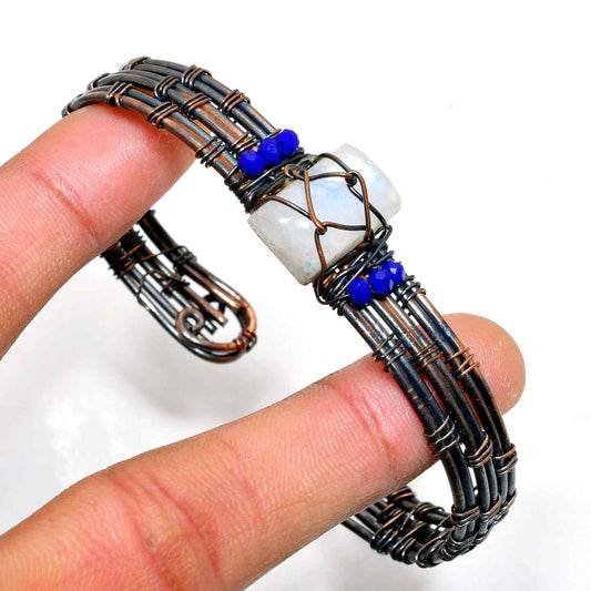 Lunar Harmony – Moonstone & Lapis Lazuli Copper Bracelet