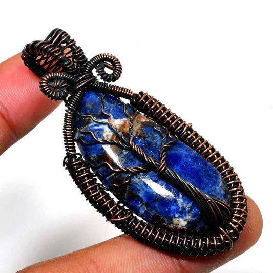 Gaia’s Embrace – Lapis Lazuli Copper Pendant