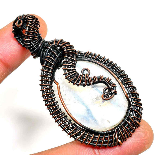 Terra’s Embrace – Copper-Wrapped Healing Stone Pendant