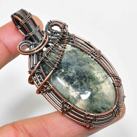 Earth’s Embrace – Moss Agate Copper Pendant