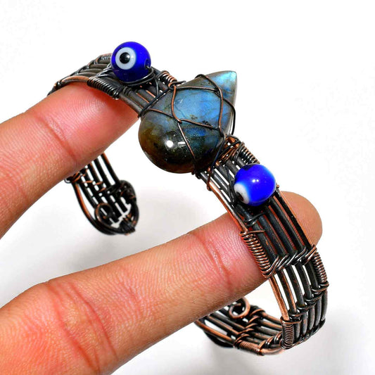 Guardian’s Glow – Labradorite Copper Bracelet