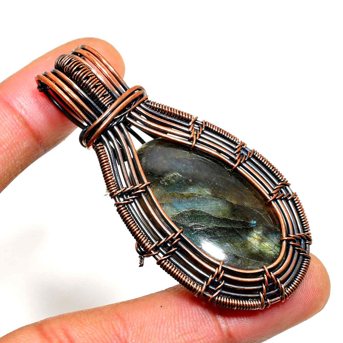 Selene’s Light – Labradorite Copper Pendant