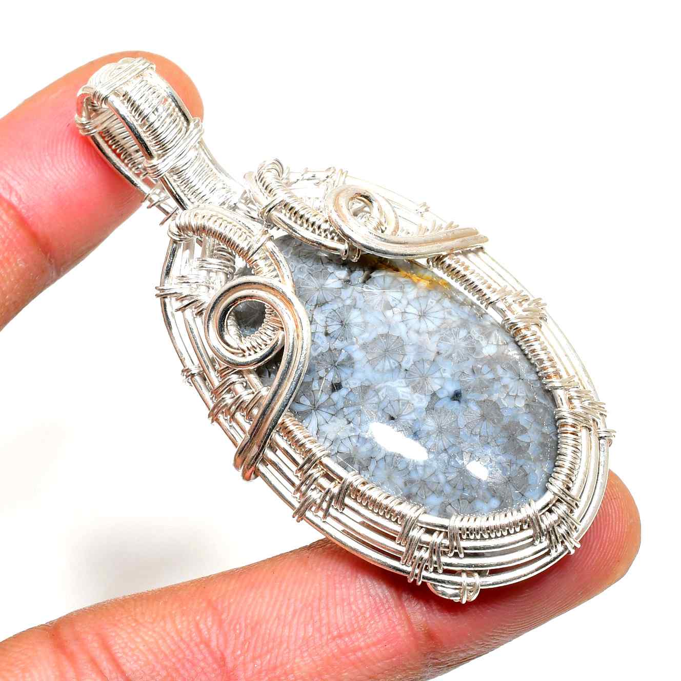 Serenity’s Anchor – Silver-Wrapped Agate Pendant