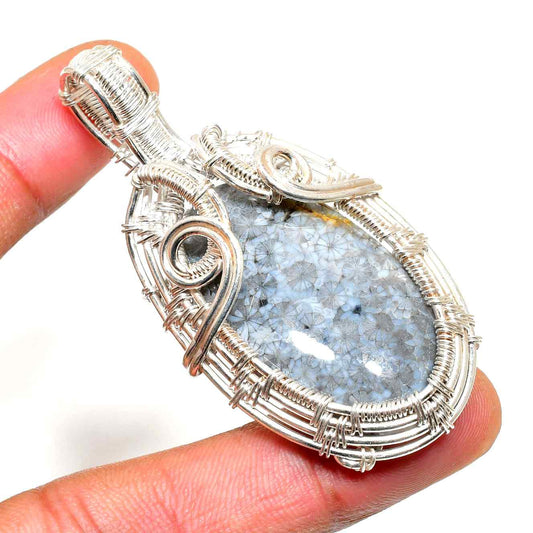 Serenity’s Anchor – Silver-Wrapped Agate Pendant