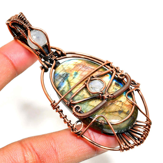 Celestial Veil – Copper Labradorite Pendant