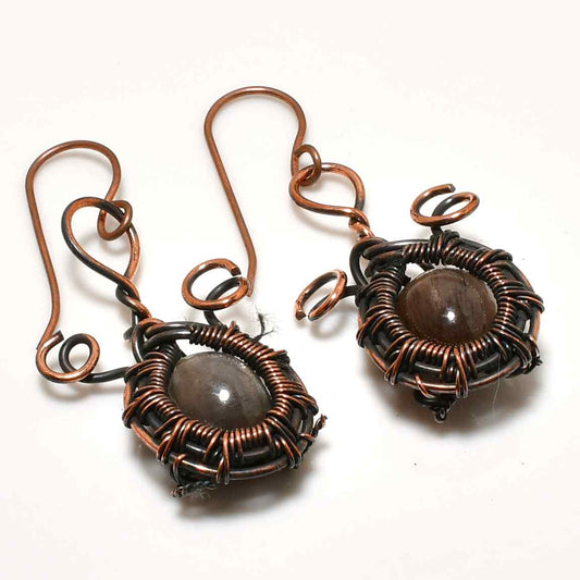 Ember’s Embrace – Labradorite & Oxidized Copper Earrings