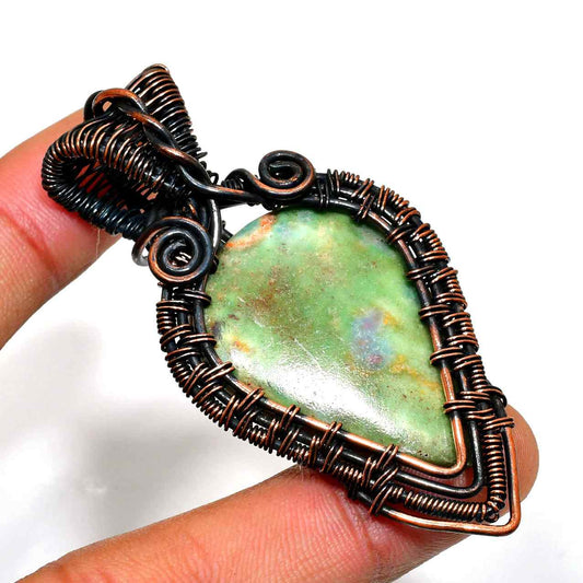Celestial Verdance – Copper-Wrapped Green Stone Pendant