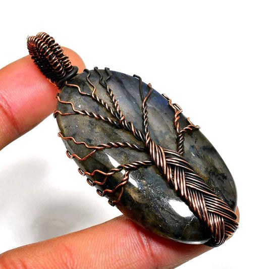 Gaia’s Radiance – Labradorite Tree of Life Pendant