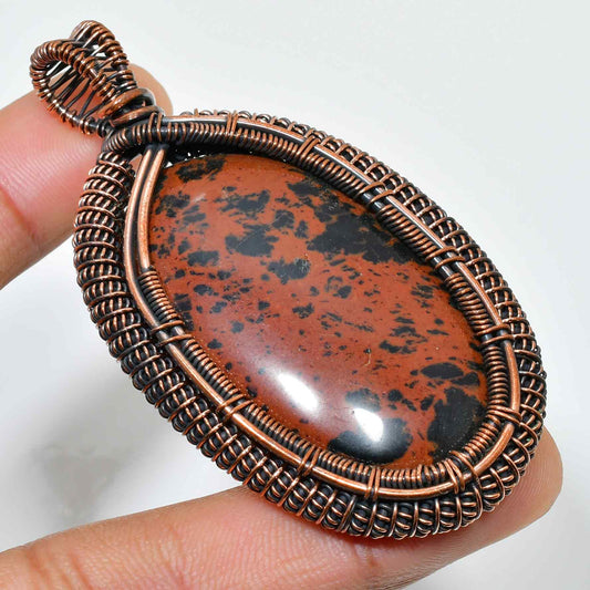 Tierra’s Embrace – Red Jasper Copper Pendant