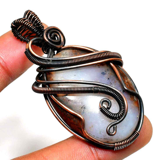 Luna’s Embrace – Agate & Copper Pendant