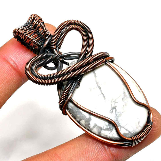 Moonlit Harmony – White Agate Copper Pendant