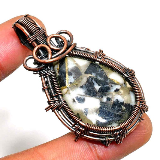 Ezra’s Veil – Black & White Agate Copper Pendant