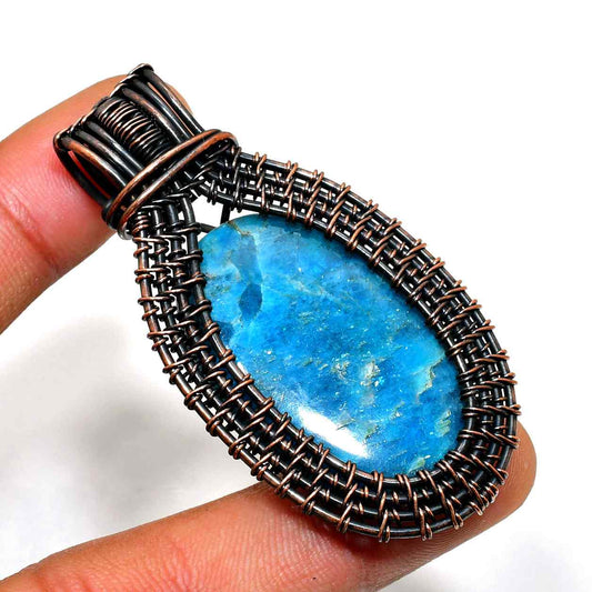 Serenity’s Weave – Apophyllite Copper Pendant