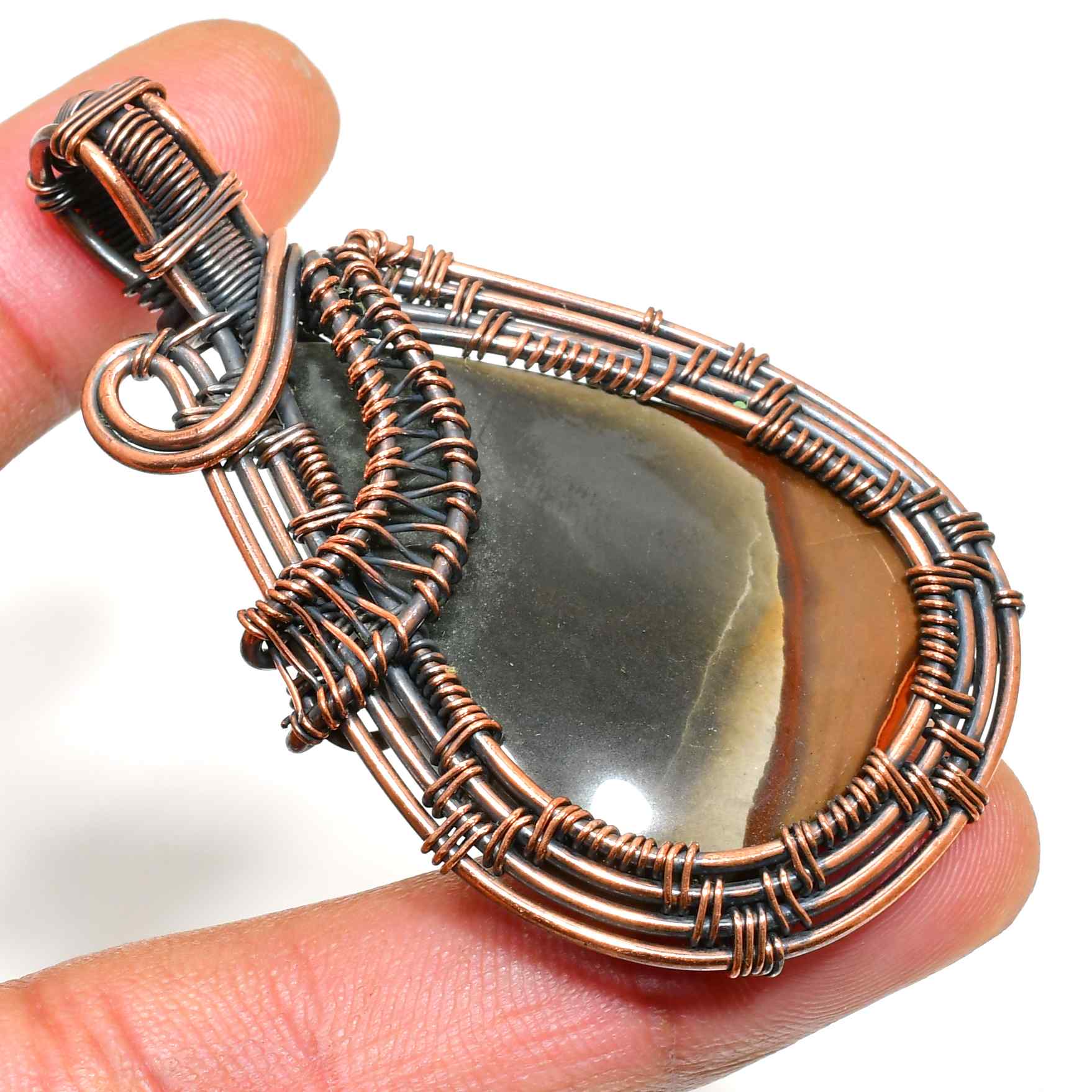 Terra’s Embrace – Agate & Copper Pendant