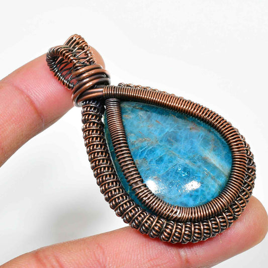 Ocean’s Whisper – Aqua Aura Copper Pendant