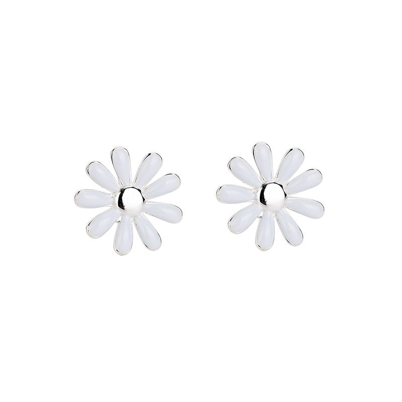 Sweet Daisy Earrings