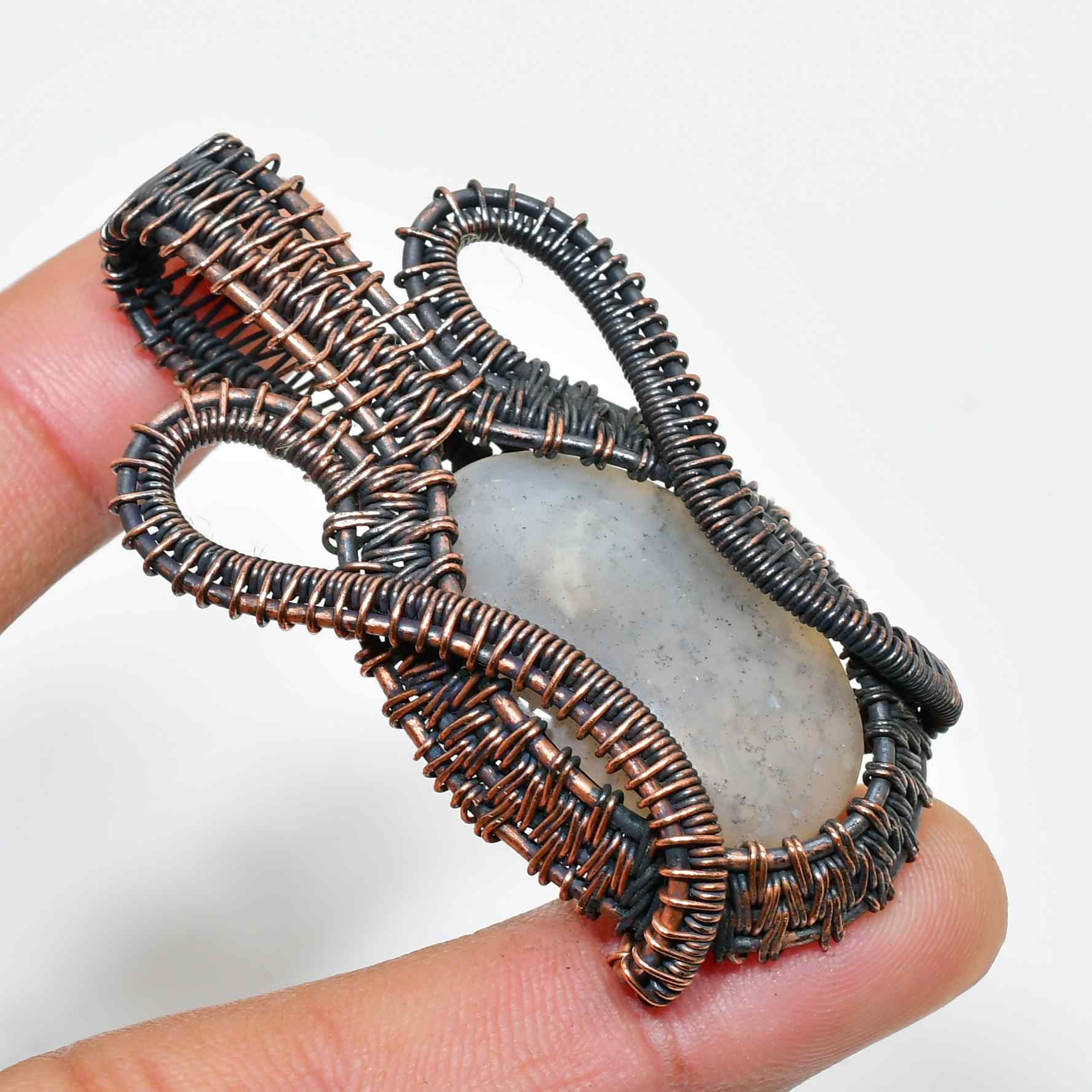 Serenity’s Glow – Amethyst Copper Pendant