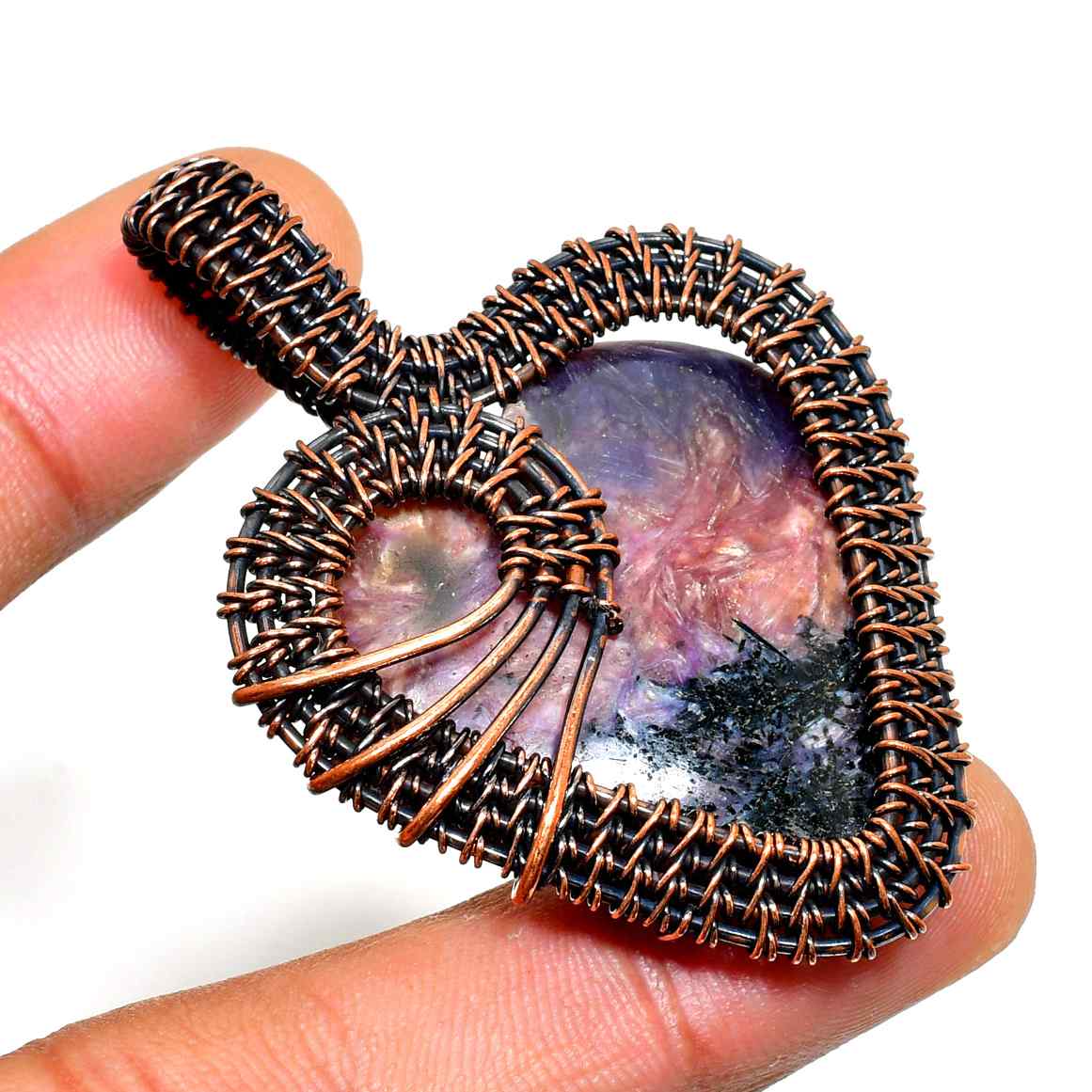 Heart’s Embrace – Amethyst Copper Pendant