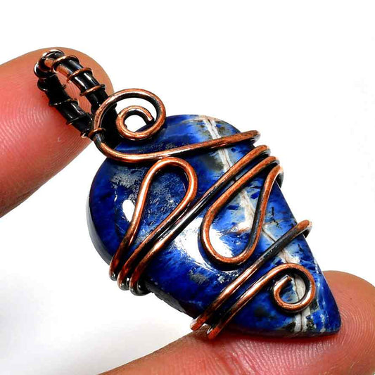 Auriel’s Clarity – Lapis Lazuli Copper Pendant