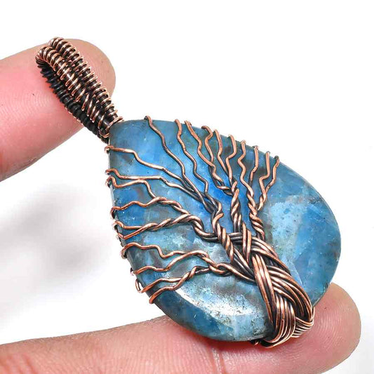 Celestial Arbor – Blue Labradorite Copper Pendant