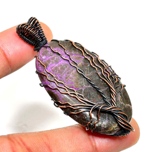 Ezra’s Veil – Handwrapped Amethyst Copper Pendant