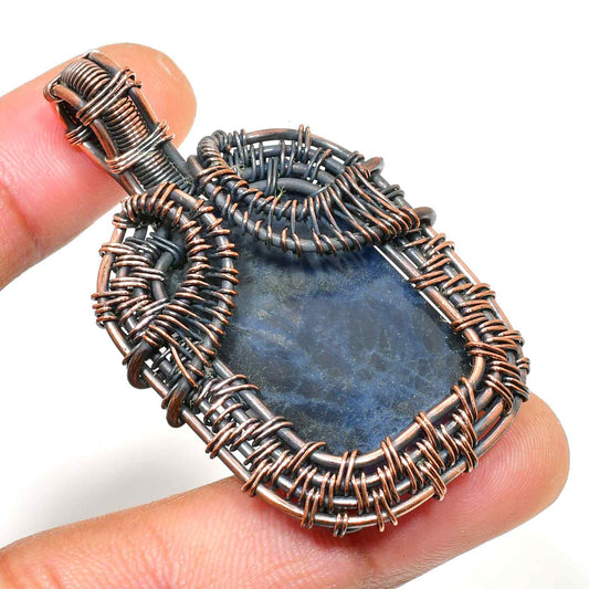 Serenity’s Embrace – Amethyst & Copper Pendant