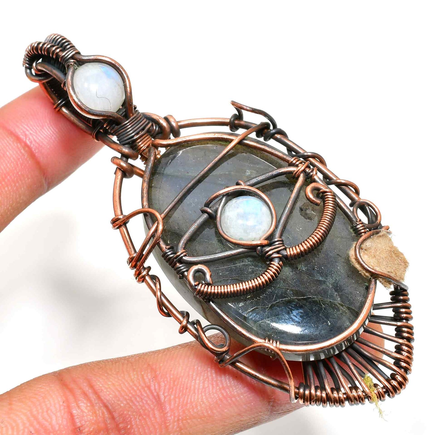 Aurora’s Embrace – Labradorite & Moonstone Copper Pendant