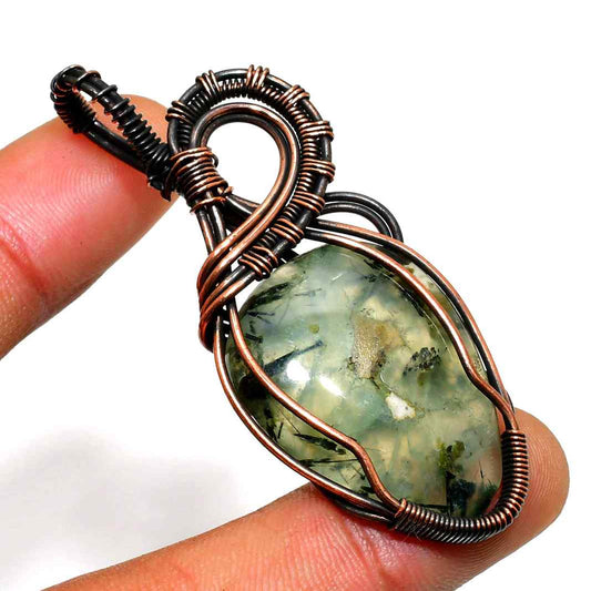 Verdant Serpent – Green Tourmalinated Quartz Copper Pendant