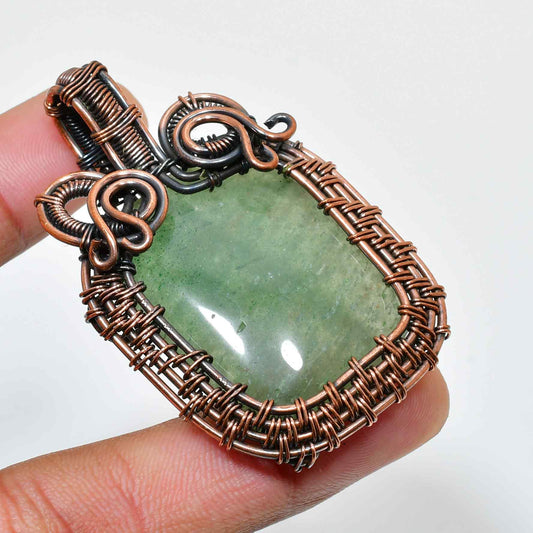 Malachite Embrace – Oxidized Copper Wire Pendant