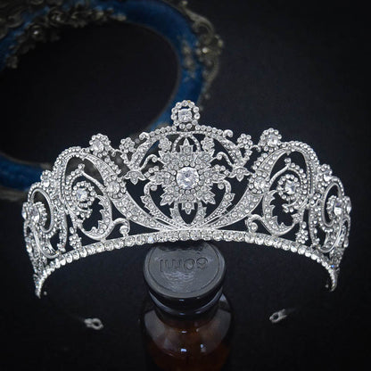 Vintage Elegance Retro Headpiece